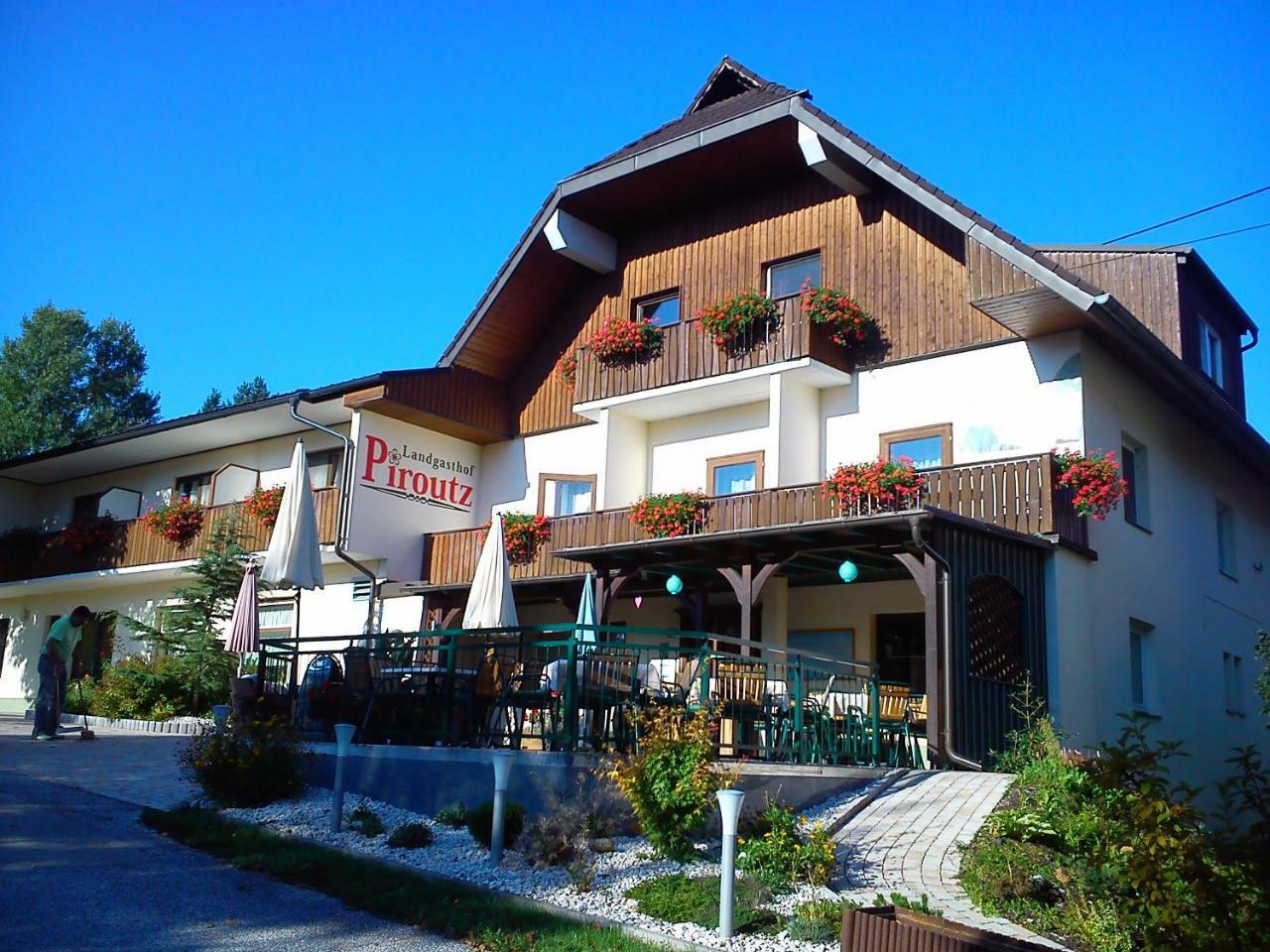 Landgasthof Piroutz Sankt Kanzian am Klopeiner See Exterior photo